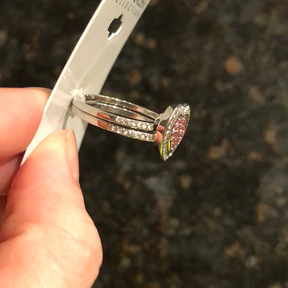 Tara Vanessa Heart Ring - Picture 2 of 3
